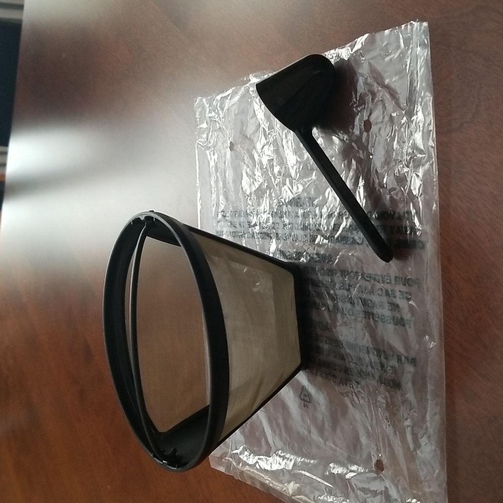 3/$12 NWOT Cuisinart Gold Tone Filter